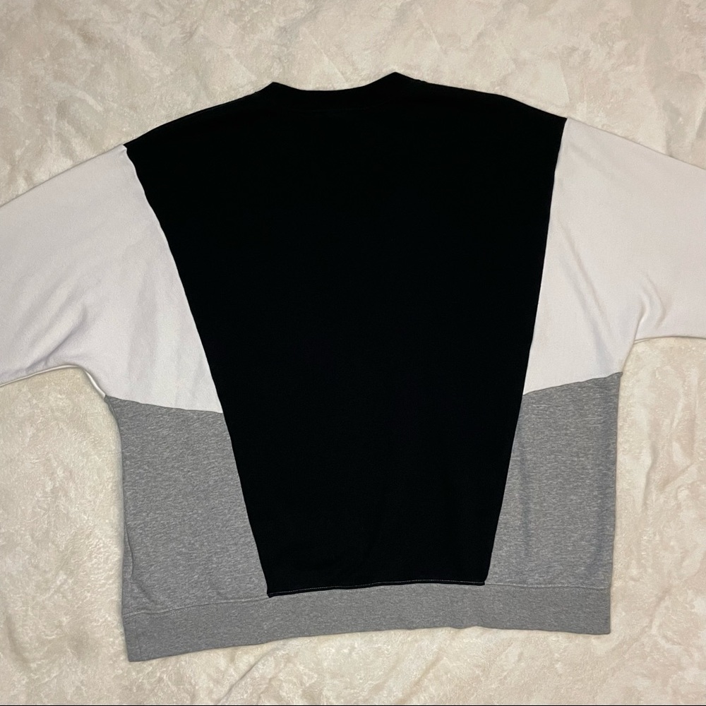Sold- Nike Sportswear Women's Crewneck Sweatshirt - Picture 12 of 14